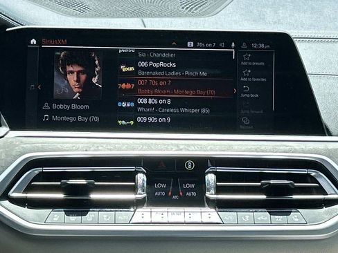 Used 2021 BMW X5 xDrive40i w/ M Sport Package AWD/4WD image 28