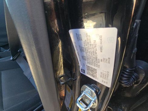 Used 2023 Chevrolet Colorado W/T image 13