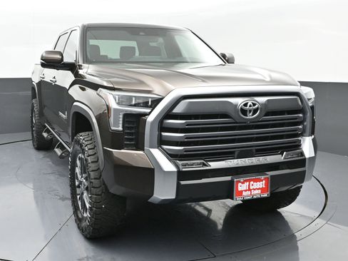 Used 2025 Toyota Tundra Limited image 3