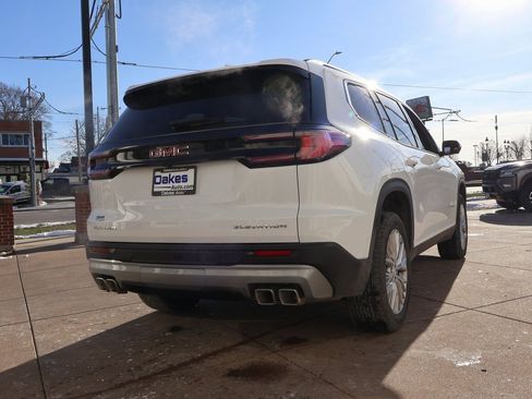 New 2026 GMC Acadia Elevation w/ Elevation Premium Package image 7