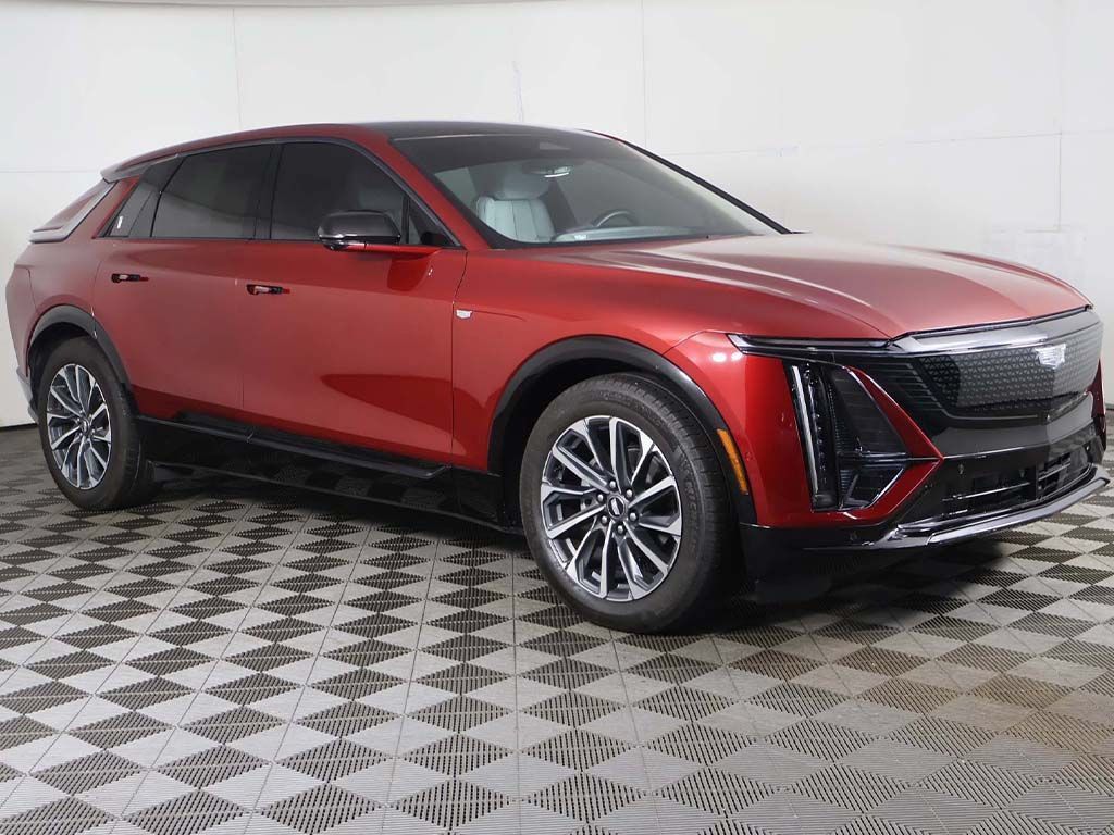 Used 2024 Cadillac Lyriq Sport RWD image 50