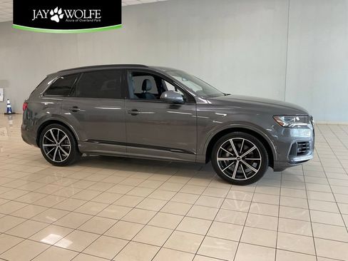 Used 2022 Audi Q7 3.0T Prestige w/ Prestige Package AWD/4WD image 1