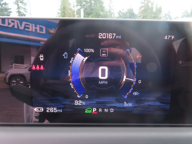 Certified 2025 Chevrolet Silverado EV W/T AWD/4WD image 21