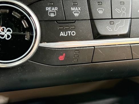 Used 2020 Ford Escape SE AWD/4WD image 29