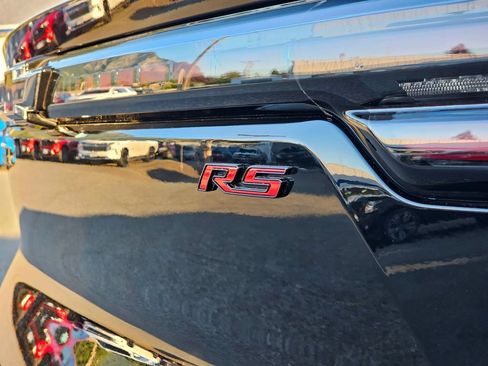 Used 2024 Chevrolet Equinox EV RS FWD image 10