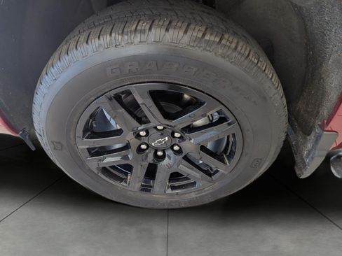 Used 2024 Chevrolet Silverado 1500 RST AWD/4WD image 36