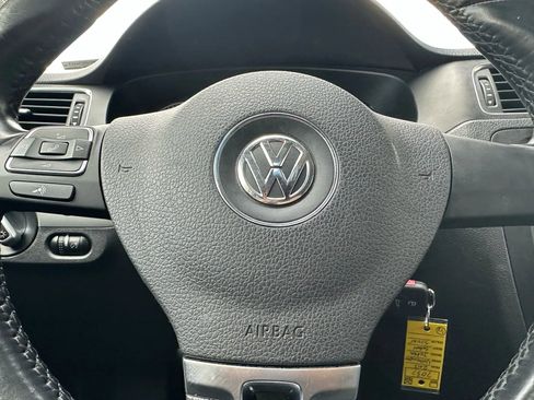 Used 2013 Volkswagen Jetta SE image 16
