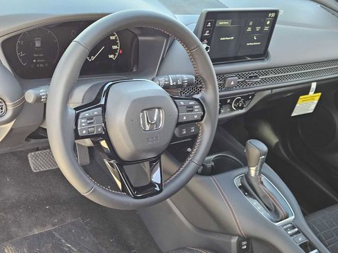 New 2026 Honda HR-V Sport image 2
