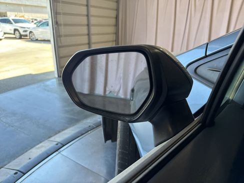 Used 2020 Toyota Corolla SE w/ Carpet Mat Package (TMS) FWD image 18