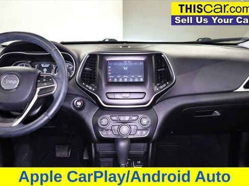 Used 2019 Jeep Cherokee Latitude Plus FWD image 22