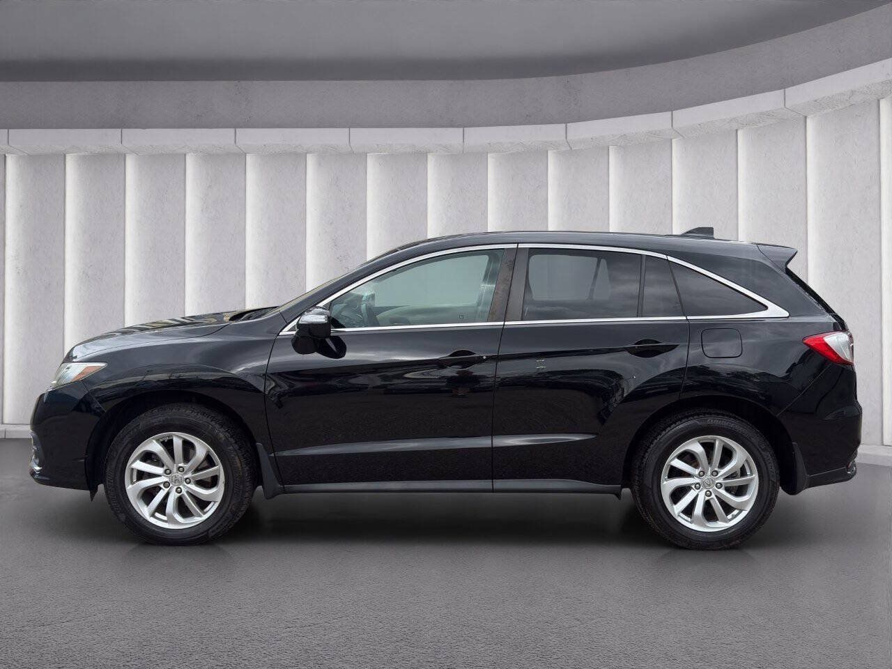 Used 2016 Acura RDX w/ Technology Package AWD/4WD image 2