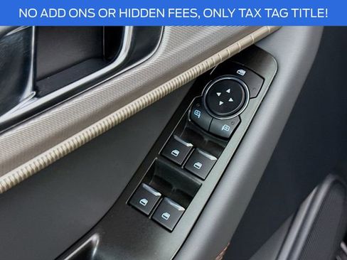 New 2025 Ford Explorer Active w/ Active Comfort Package image 18