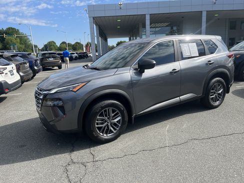 Certified 2026 Nissan Rogue S FWD image 1