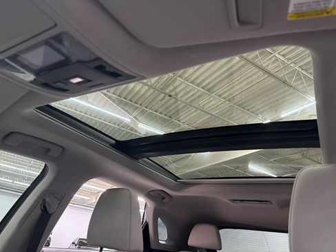Used 2022 Lexus RX 450h AWD w/ Premium Package image 24
