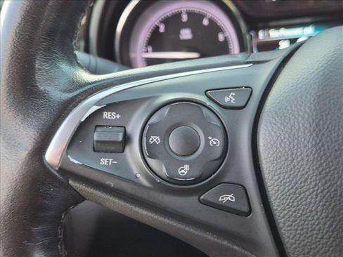 Used 2019 Buick Envision Essence AWD/4WD image 9