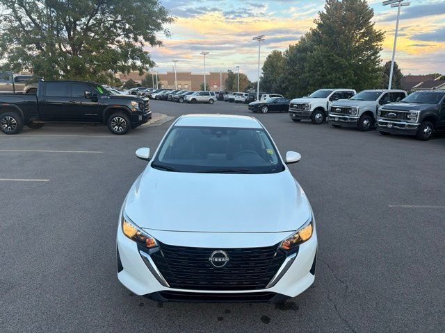 Used 2024 Nissan Sentra SV FWD image 4