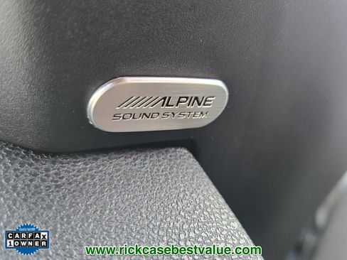 Used 2023 Dodge Charger SXT w/ Blacktop Package RWD image 30