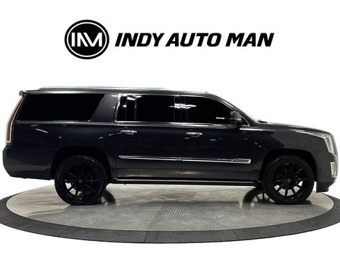 Used 2016 Cadillac Escalade ESV Platinum AWD/4WD image 3
