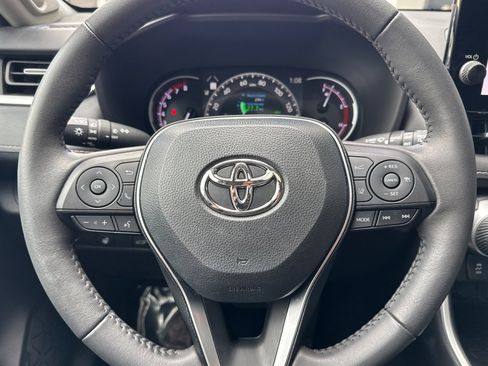 Certified 2024 Toyota RAV4 XLE Premium image 30