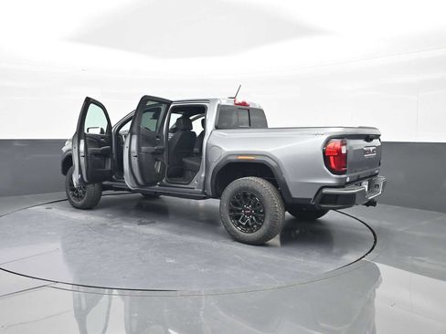 New 2026 GMC Canyon Elevation w/ Convenience Package image 43