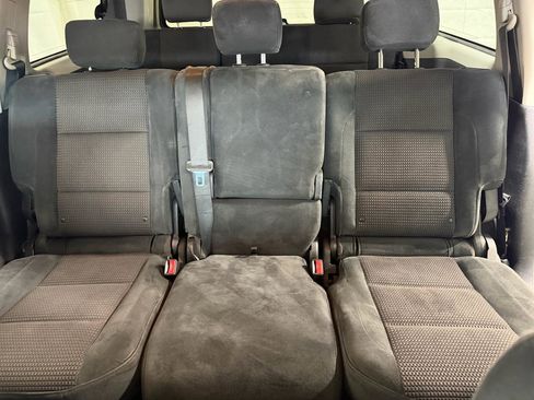 Used 2010 Nissan Armada SE AWD/4WD image 27