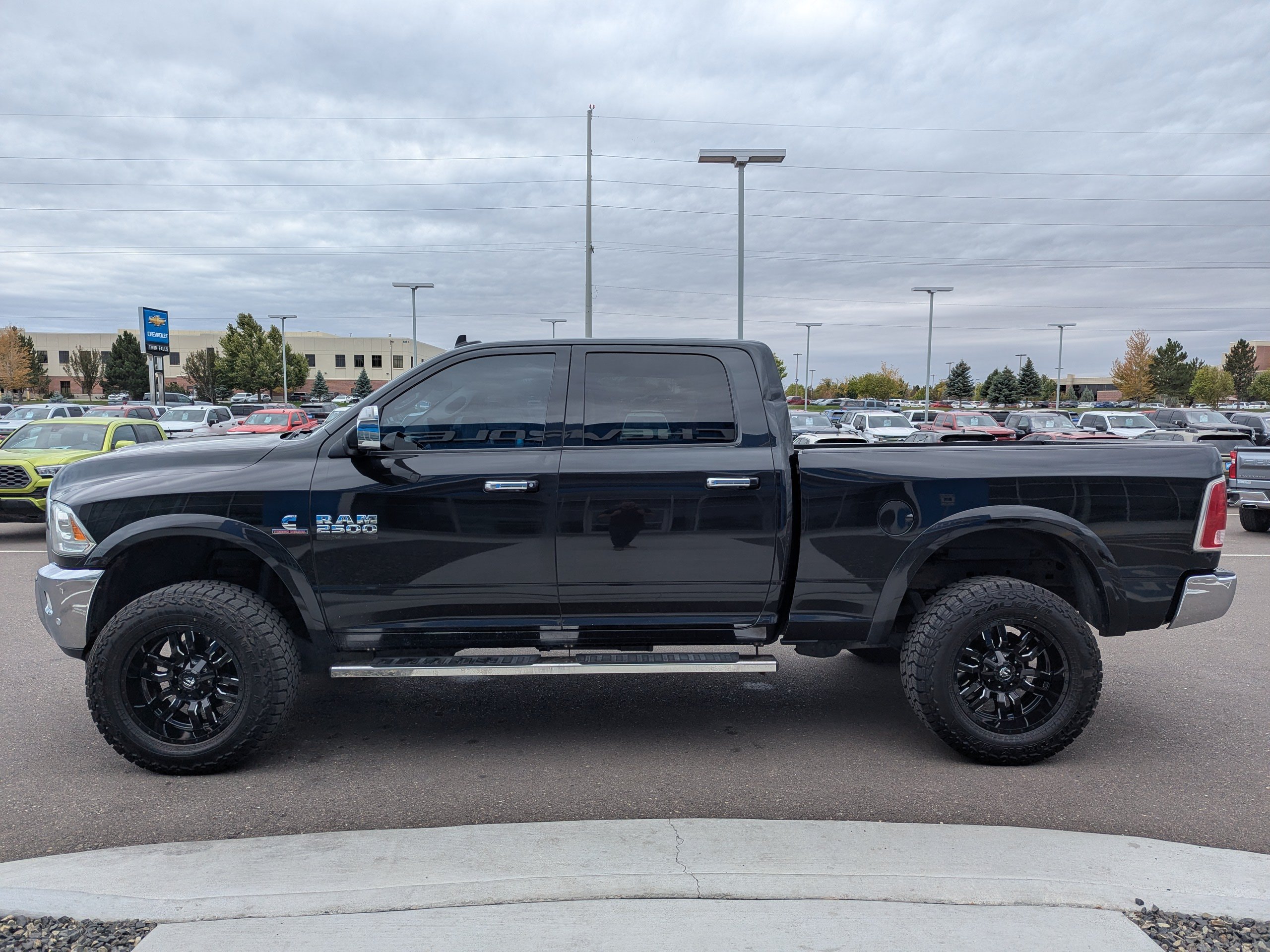 Used 2017 RAM 2500 Laramie AWD/4WD image 8