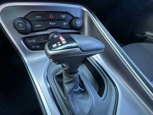 Used 2022 Dodge Challenger R/T RWD image 32