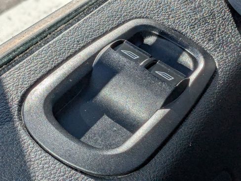 Used 2022 Ford Transit 250 148 High Roof Extended image 25