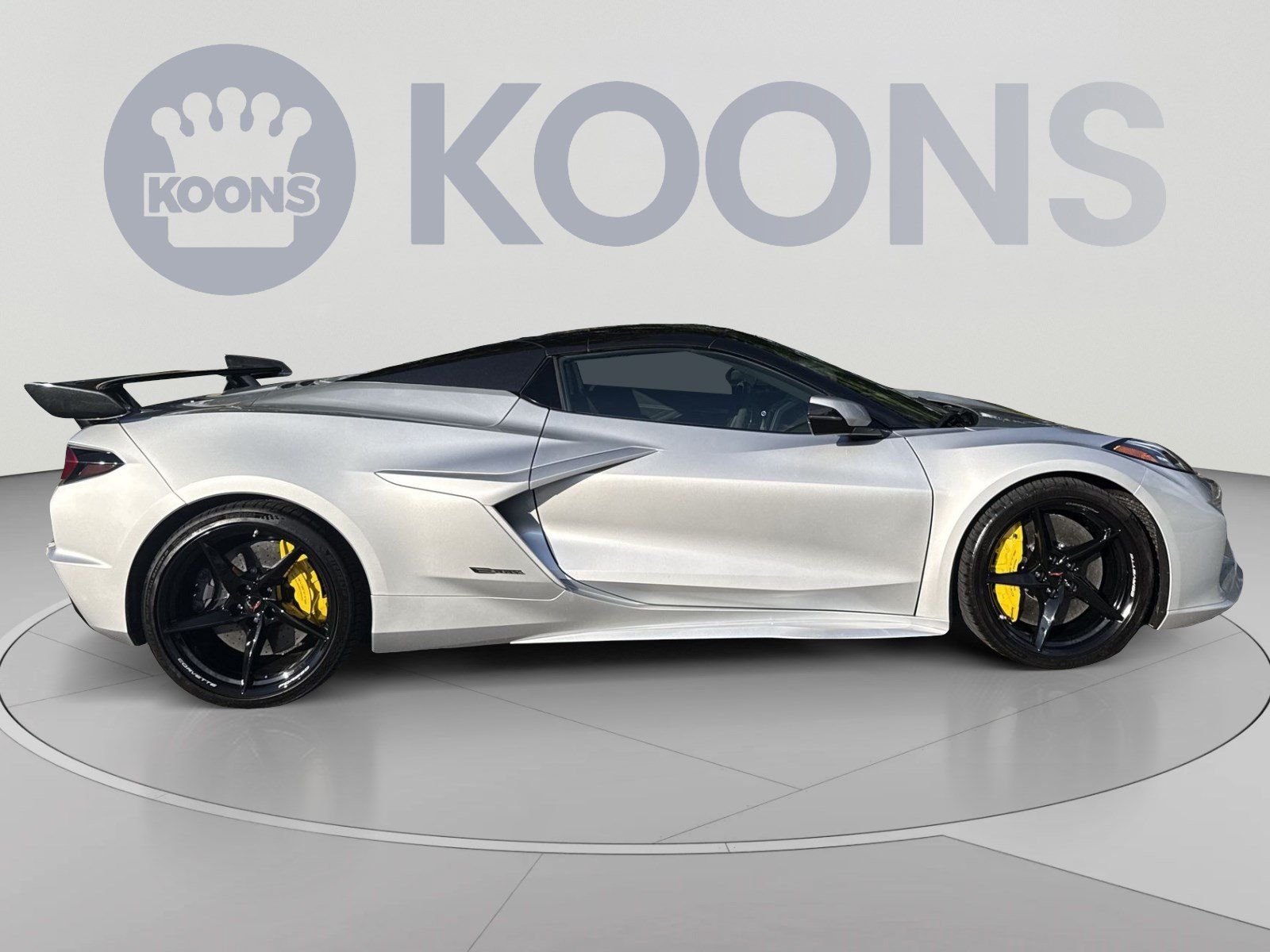 Used 2026 Chevrolet Corvette E-Ray w/ Stealth Interior Trim Package AWD/4WD image 7