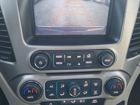 Used 2017 GMC Yukon XL Denali w/ Open Road Package image 4