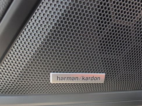 Used 2025 Subaru Legacy Limited image 18