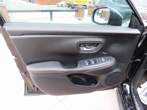 Used 2024 Honda HR-V Sport image 21