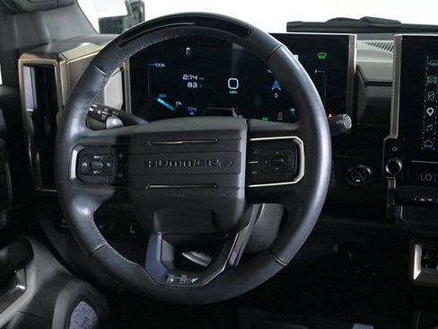 Used 2025 GMC Hummer EV 3X w/ LPO, Illumination Package AWD/4WD image 10