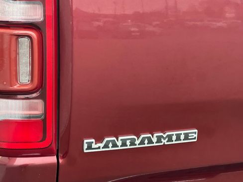 Used 2019 RAM 1500 Laramie AWD/4WD image 27