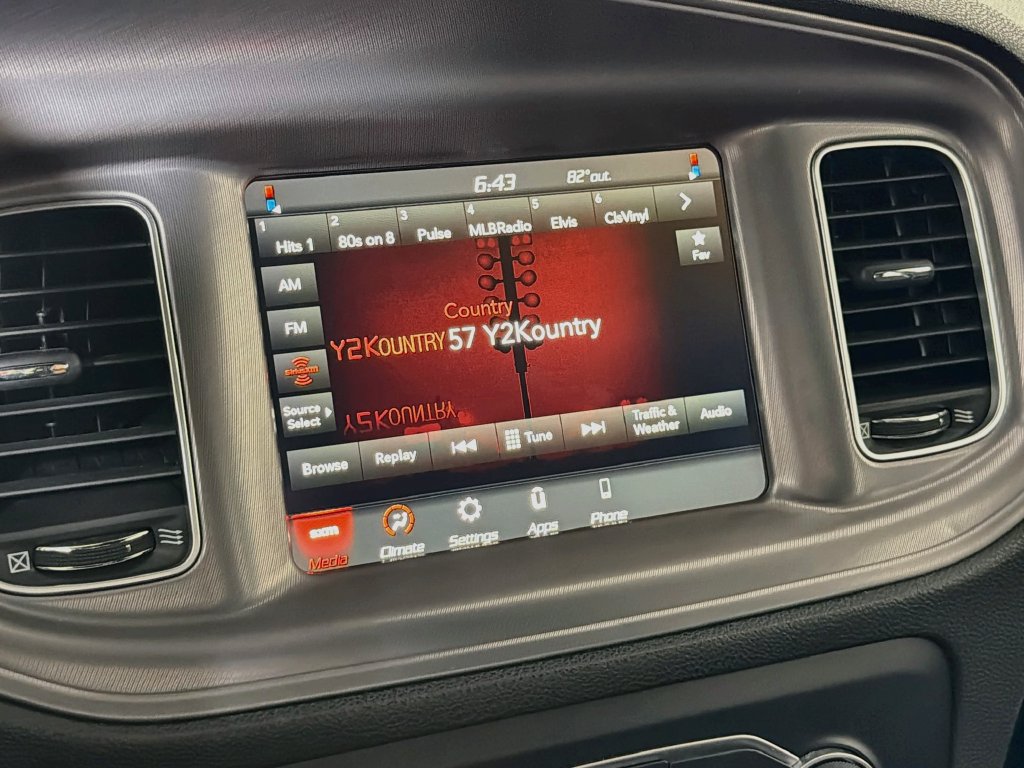 Used 2023 Dodge Charger SXT RWD image 17