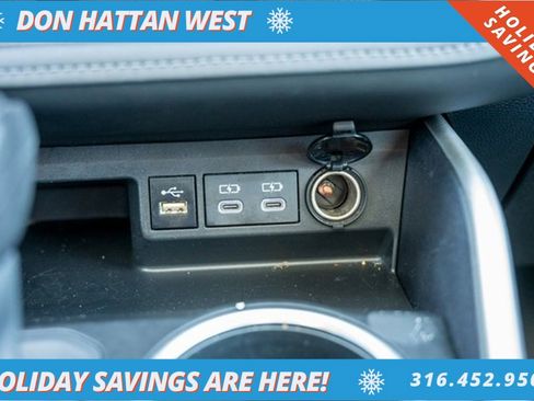 Used 2024 Toyota Highlander XLE image 11