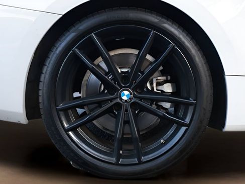 Used 2022 BMW 430i Coupe w/ M Sport Package RWD image 27