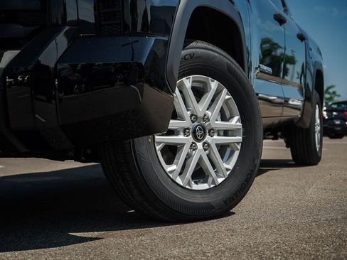 New 2026 Toyota Tundra SR5 AWD/4WD image 6