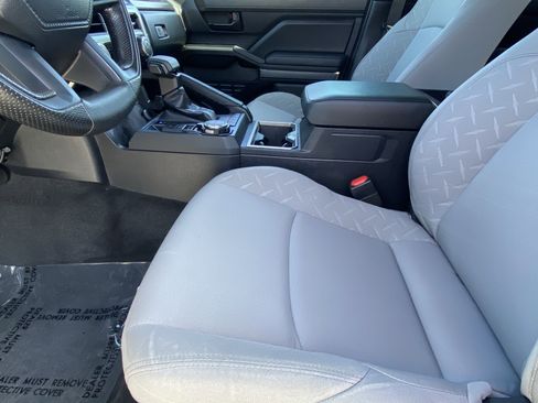 Used 2024 Toyota Tacoma SR5 image 17