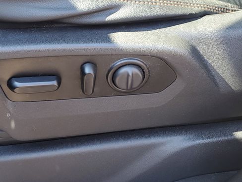 Used 2019 GMC Sierra 1500 AT4 w/ AT4 Premium Package image 29