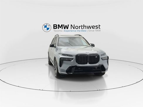 New 2026 BMW X7 M60i image 7