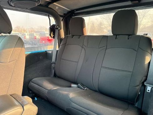 Used 2021 Jeep Wrangler Sport image 24