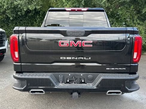 Used 2019 GMC Sierra 1500 Denali w/ Denali Ultimate Package AWD/4WD image 5
