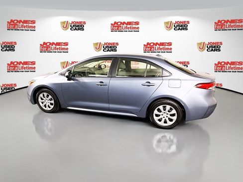 Certified 2022 Toyota Corolla LE FWD image 13