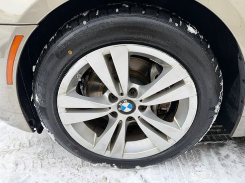 Used 2009 BMW 528i xDrive Sedan image 9