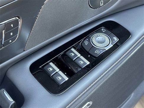 New 2025 Lincoln Nautilus Reserve w/ Jet Appearance Package image 22