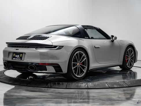 Used 2022 Porsche 911 Targa 4S AWD/4WD image 19