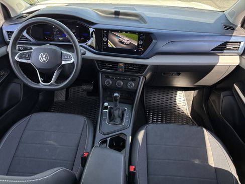 Used 2022 Volkswagen Taos SE image 14