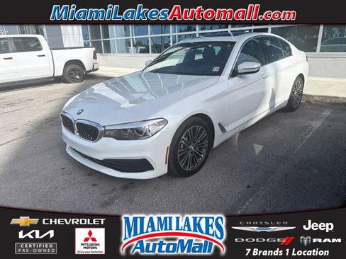 Used 2019 BMW 540i xDrive AWD/4WD image 1