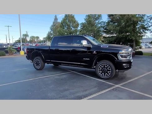New 2025 RAM 2500 Limited AWD/4WD image 38